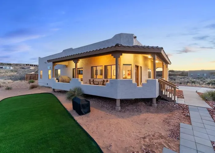 The Overlook - Amazing Views Hot Tub & Game Holiday home Page